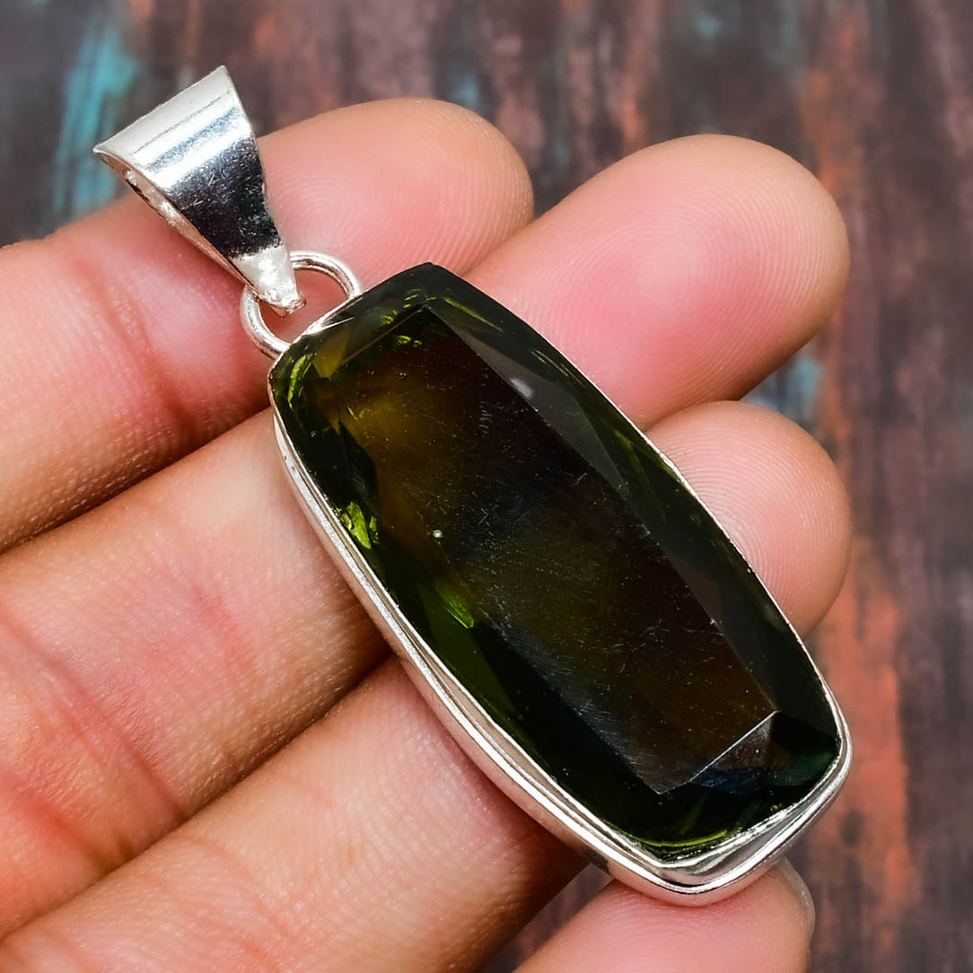 Verdelite Aura – Sterling Silver Pendant
