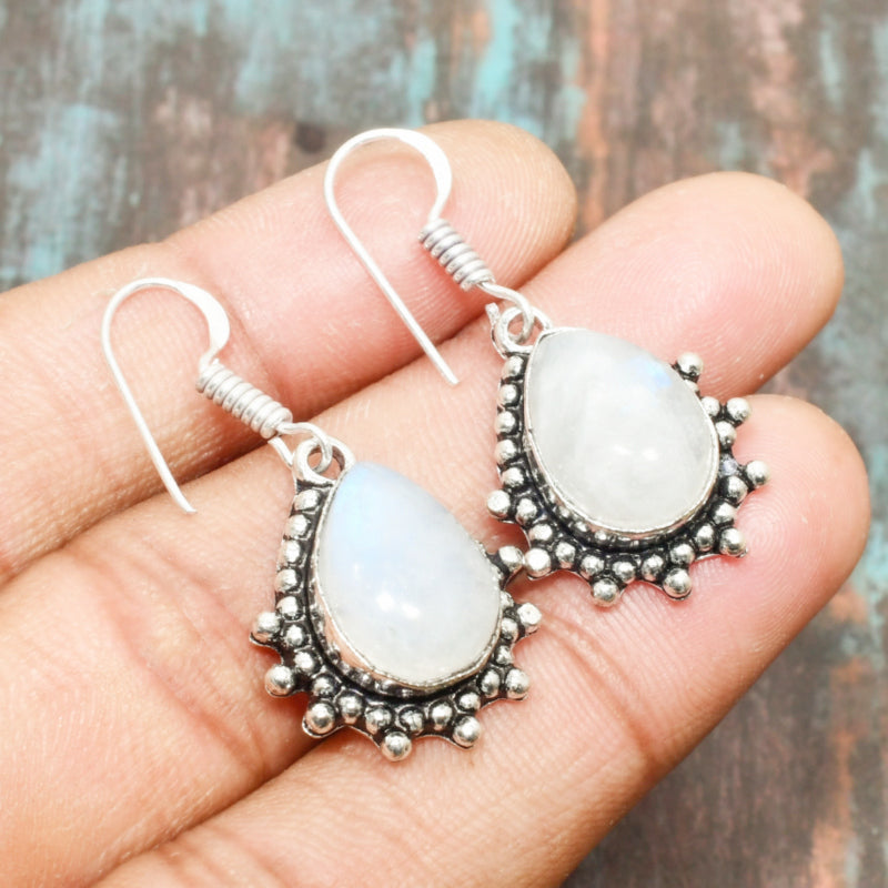 Luna’s Harmony – Sterling Silver Moonstone Earrings