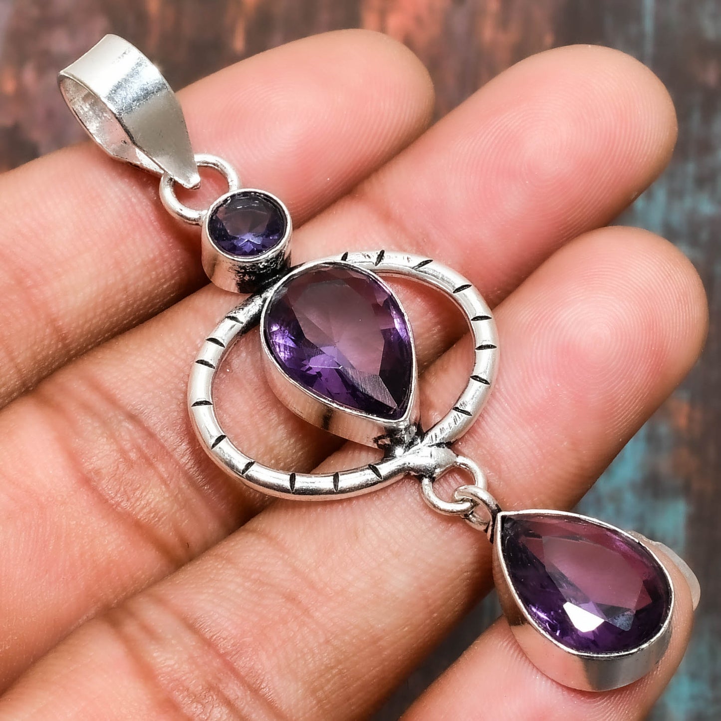 Luminous Balance – Sterling Silver Amethyst Pendant