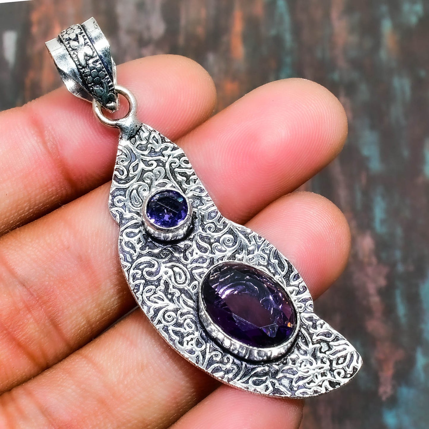 Ezra’s Veil – Silver Filigree Amethyst Pendant