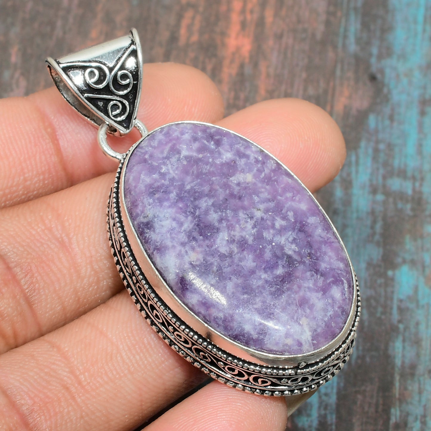 Selene’s Harmony – Amethyst Silver Filigree Pendant