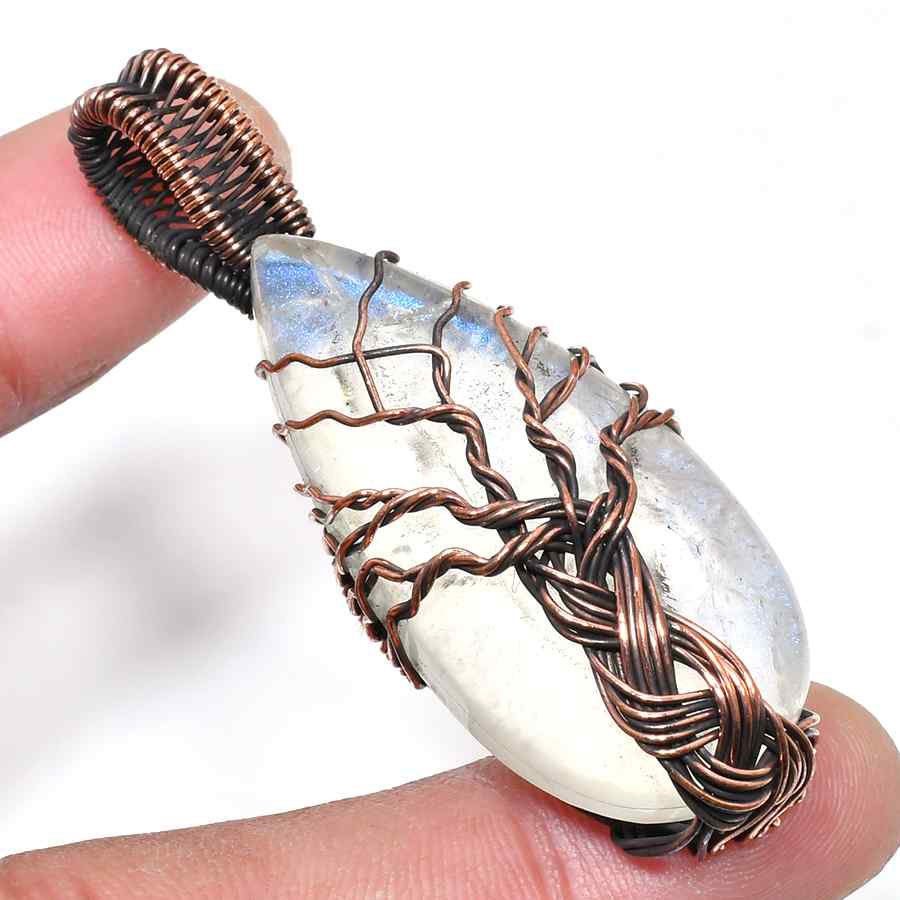 Celestial Whisper – Rainbow Moonstone Copper Pendant