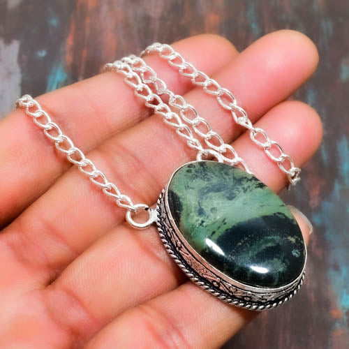 Serpent’s Heart – Green Stone Sterling Silver Pendant