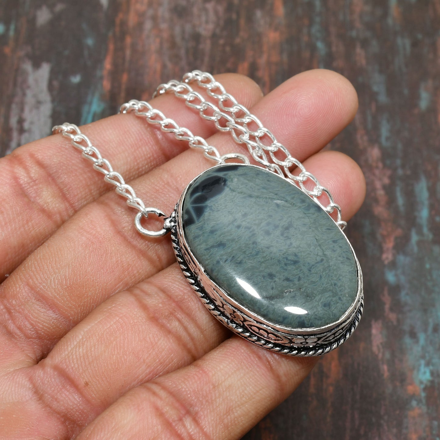 Selene’s Shield – Labradorite Silver Pendant