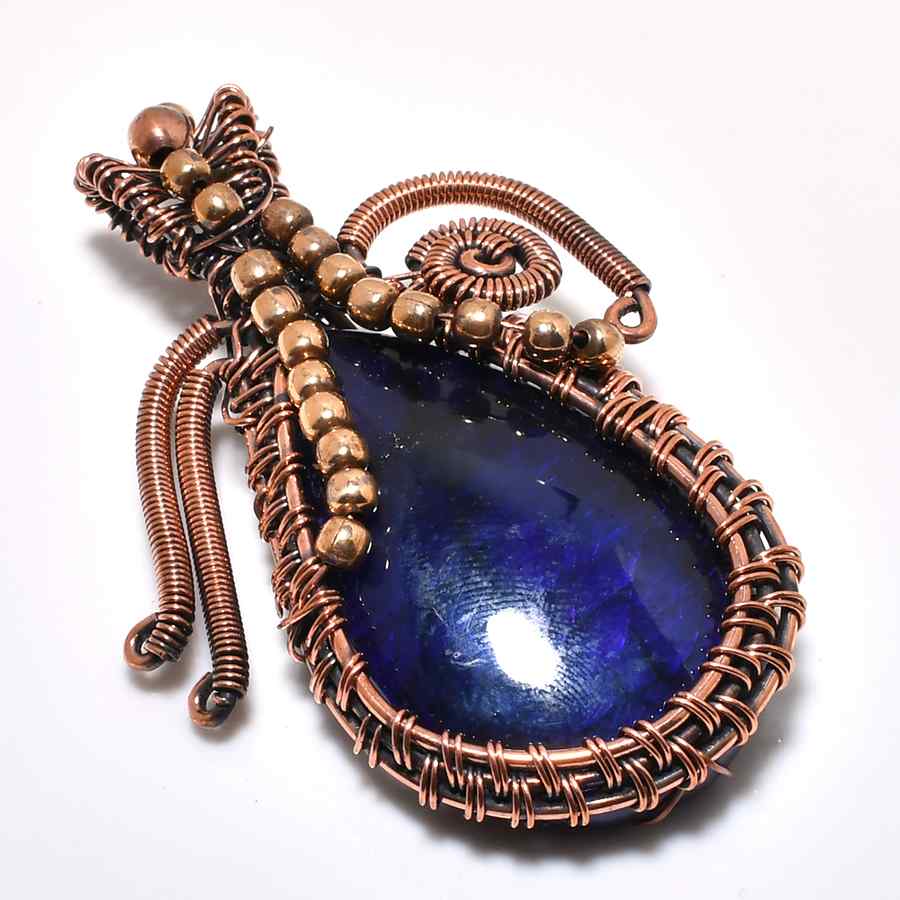 Selene’s Wisdom – Lapis Lazuli Copper Pendant