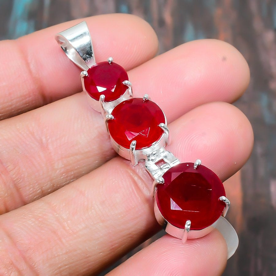 Scarlet Embrace – Sterling Silver Ruby Pendant