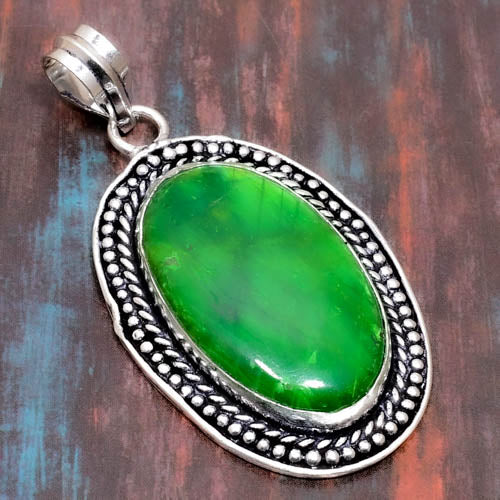 Jade Gleam – Sterling Silver Harmony Pendant