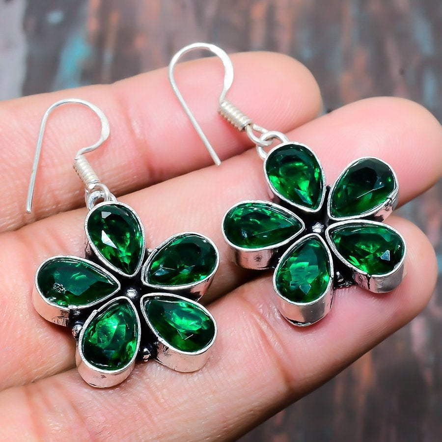 Verdant Bloom – Emerald Floral Earrings