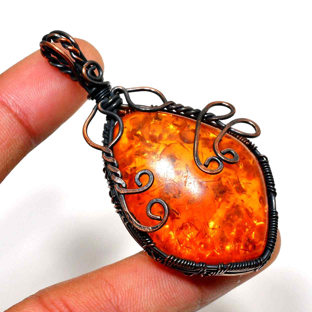 Sunlit Amber – Dark Copper Wire Pendant