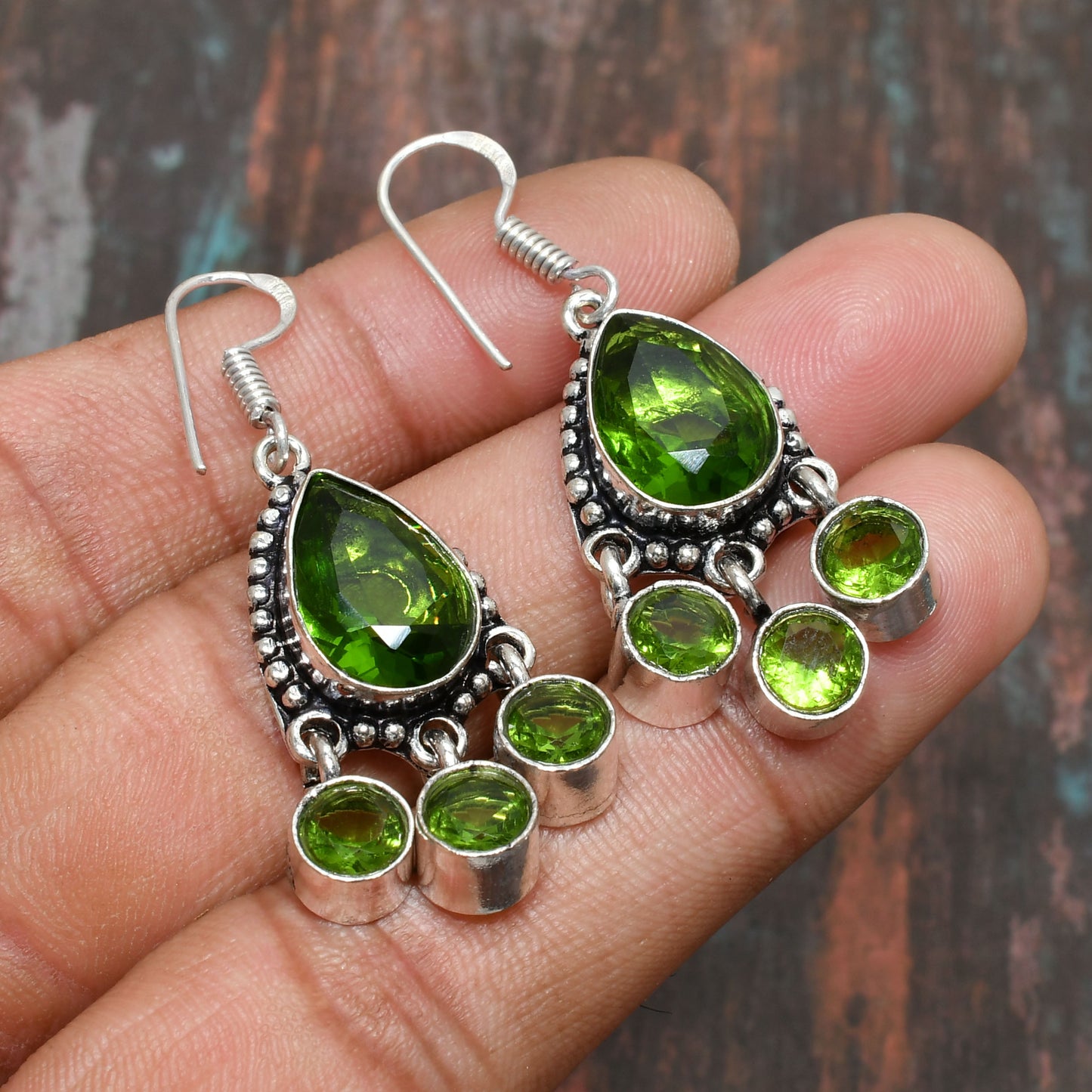 Nature’s Heart – Sterling Silver Peridot Earrings