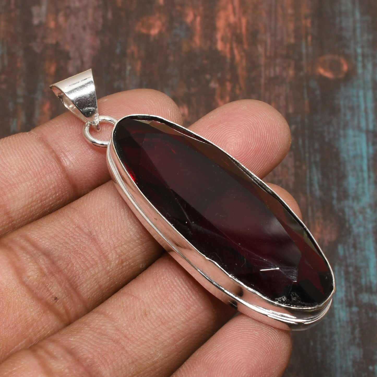 Scarlet Passion – Garnet & Sterling Silver Pendant