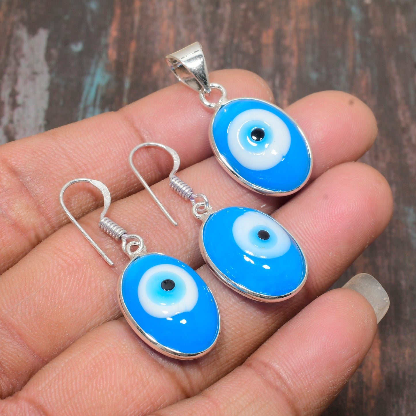 Azura’s Gaze – Sterling Silver Eye Talisman