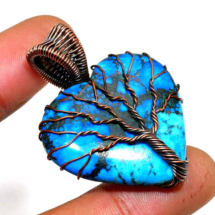 Earth’s Heart – Turquoise Copper Pendant