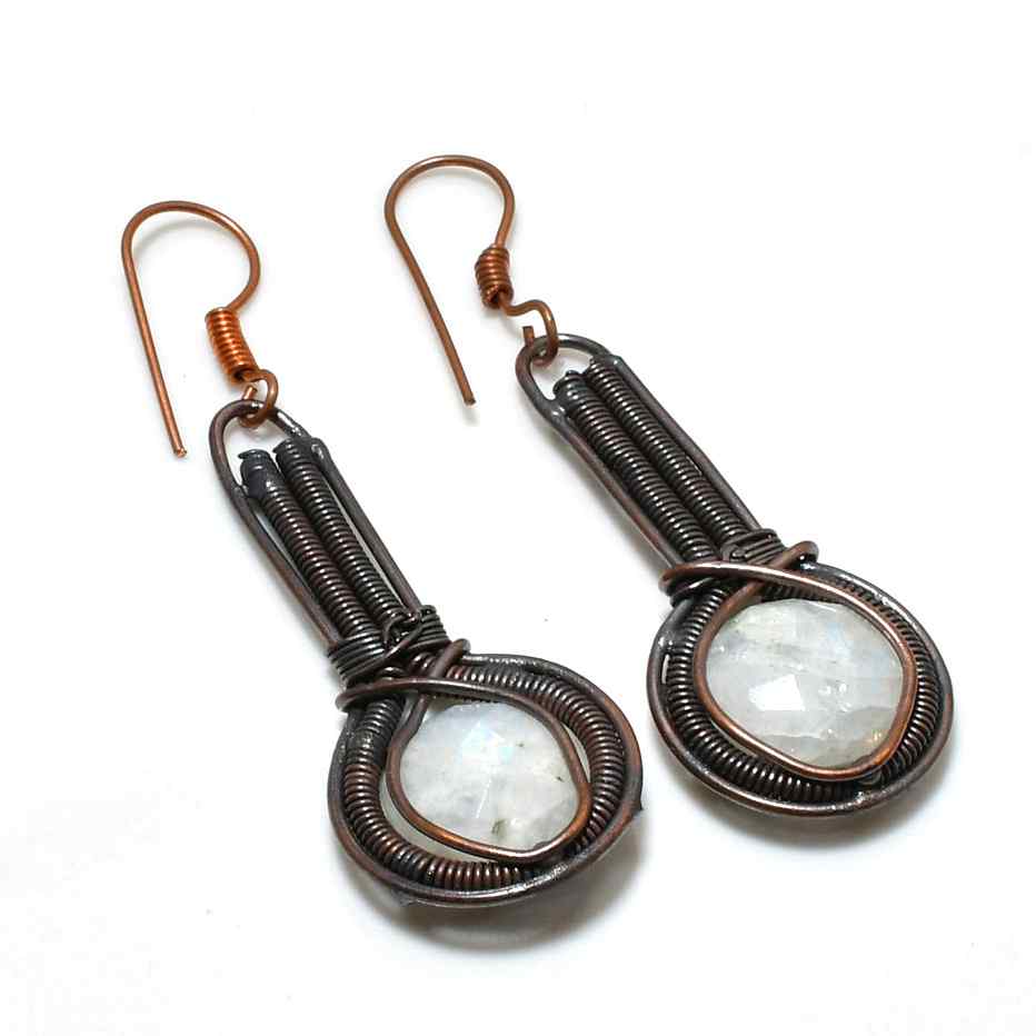 Moonlit Harmony – Copper-Wrapped Moonstone Earrings