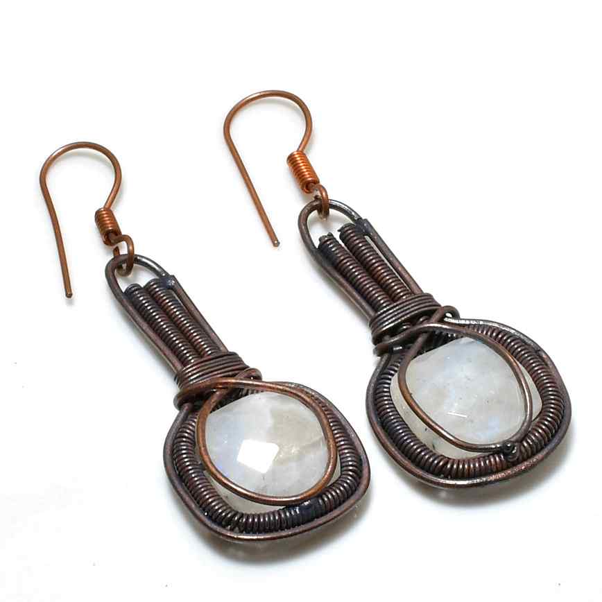 Luna’s Whisper – Moonstone Copper Earrings