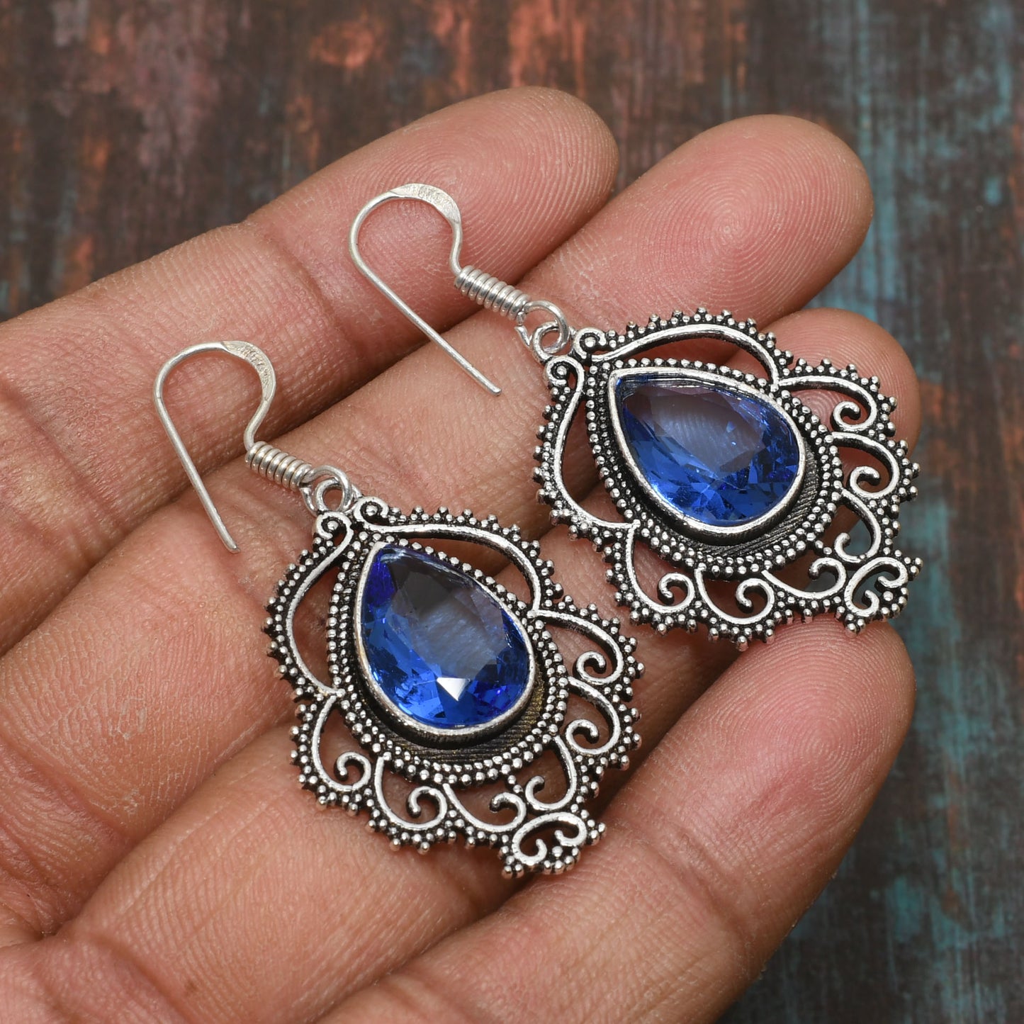 Selene’s Serenity – Sapphire Silver Filigree Earrings