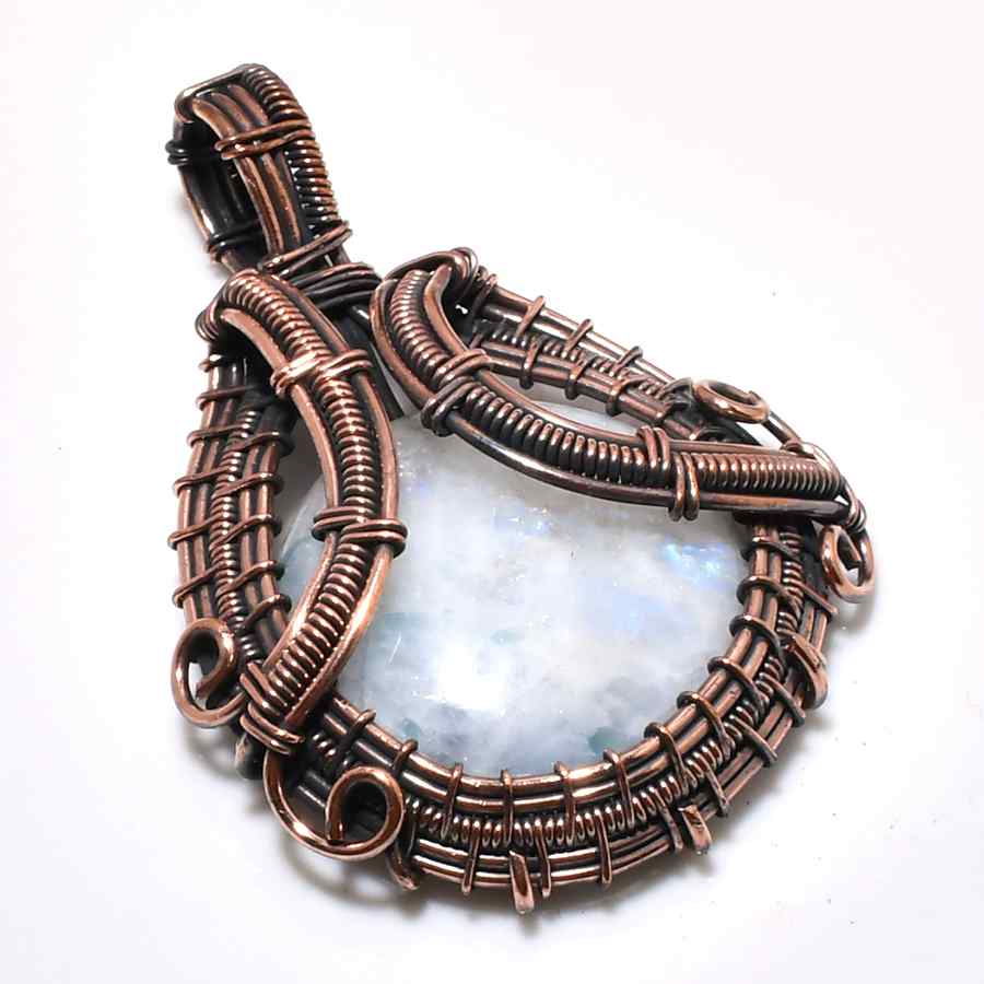 Moonlit Harmony – Copper-Wrapped Moonstone Pendant
