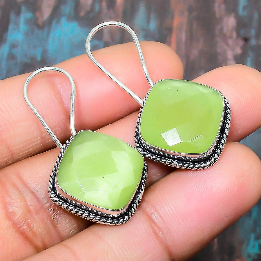 Celestial Glow – Sterling Silver Green Onyx Earrings