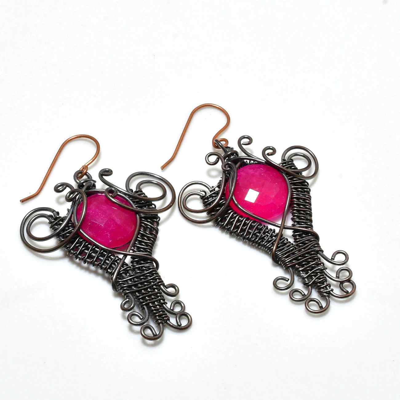 Rosaline’s Grace – Rose Quartz Oxidized Wire Earrings