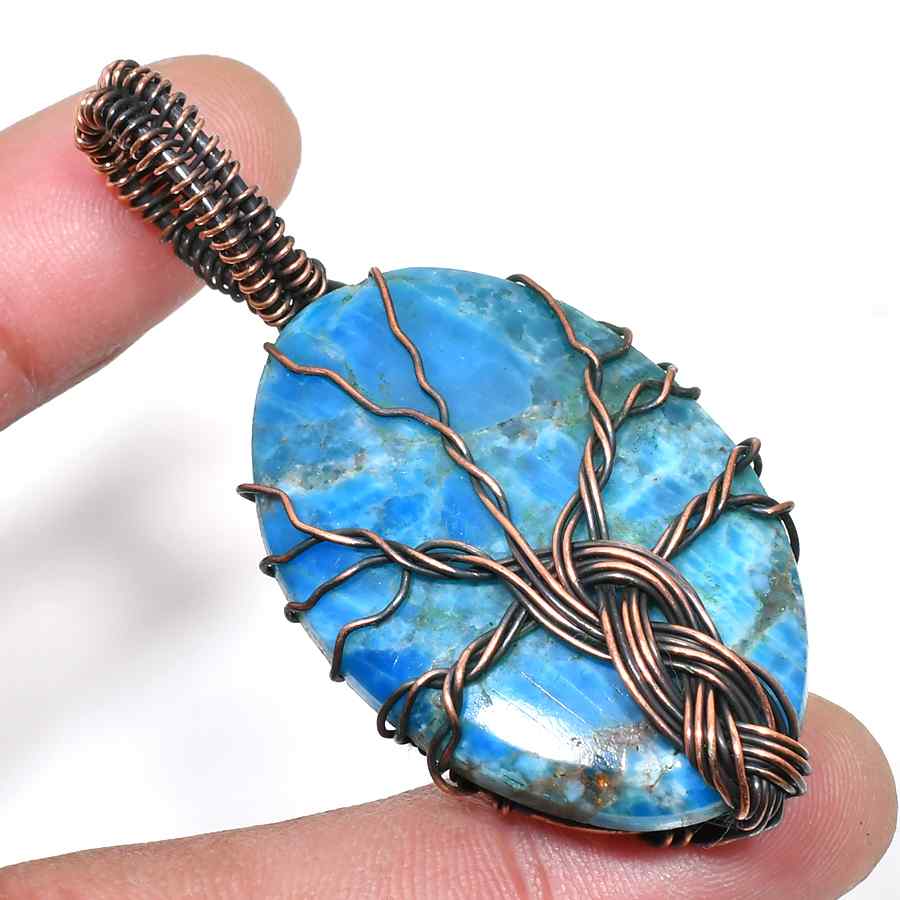 Tranquil Turquoise – Copper Wire Pendant