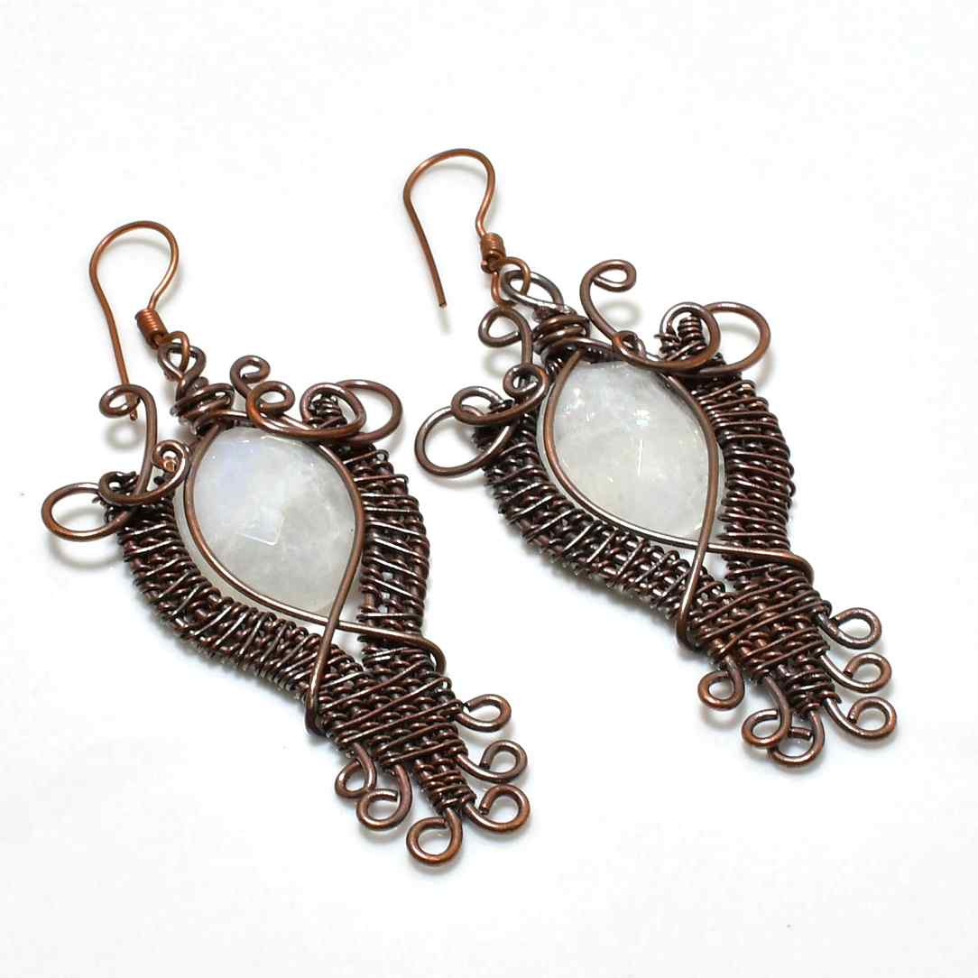 Celestial Whispers – Moonstone & Copper Earrings