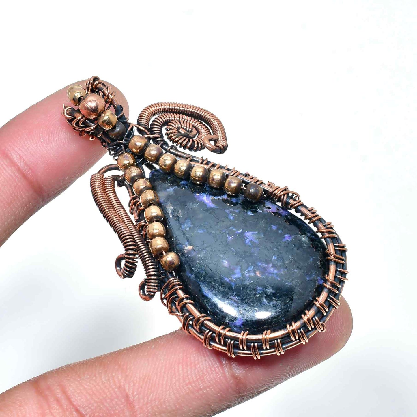 Gaia’s Embrace – Copper-Wrapped Natural Stone Pendant