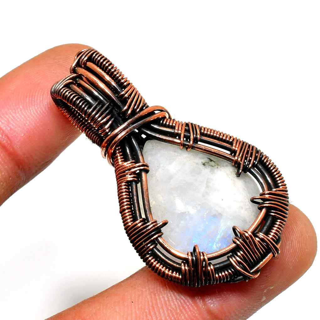 Celestial Whisper – Antique Copper Moonstone Pendant
