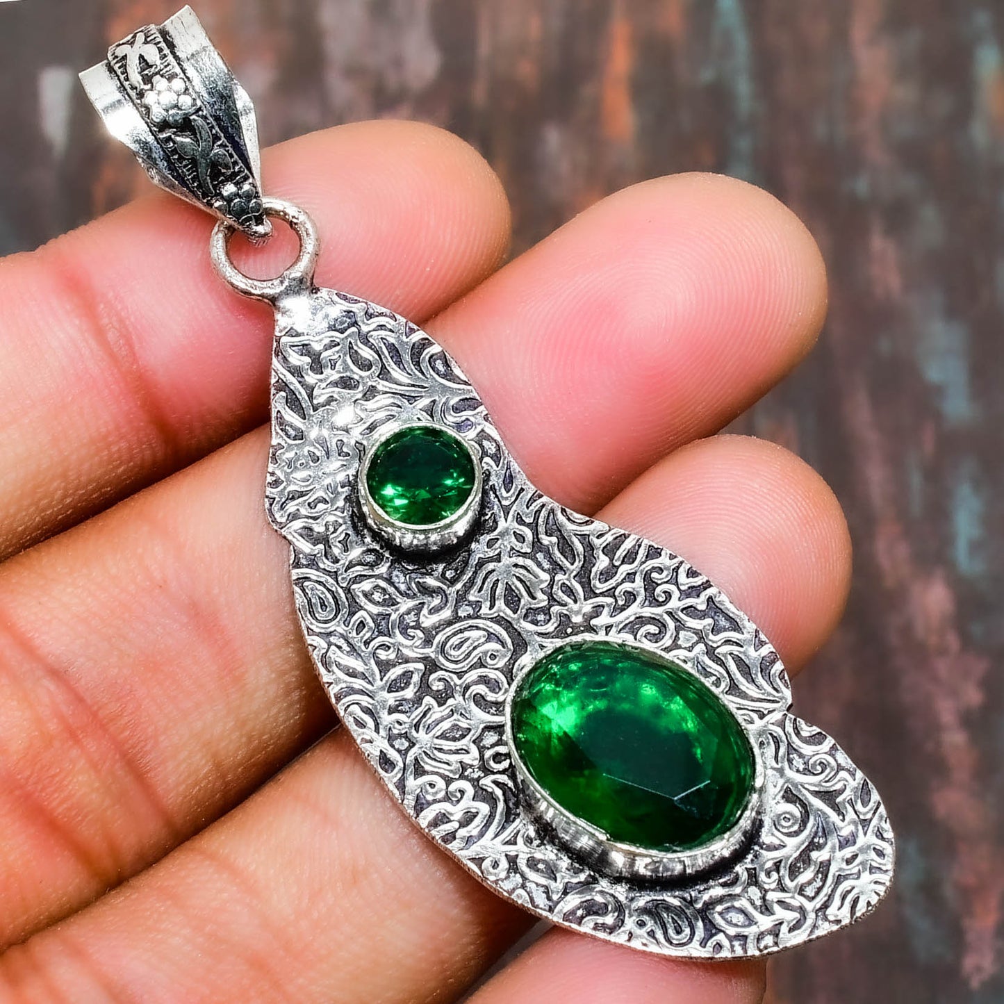 Verdant Dawn – Emerald & Sterling Silver Pendant