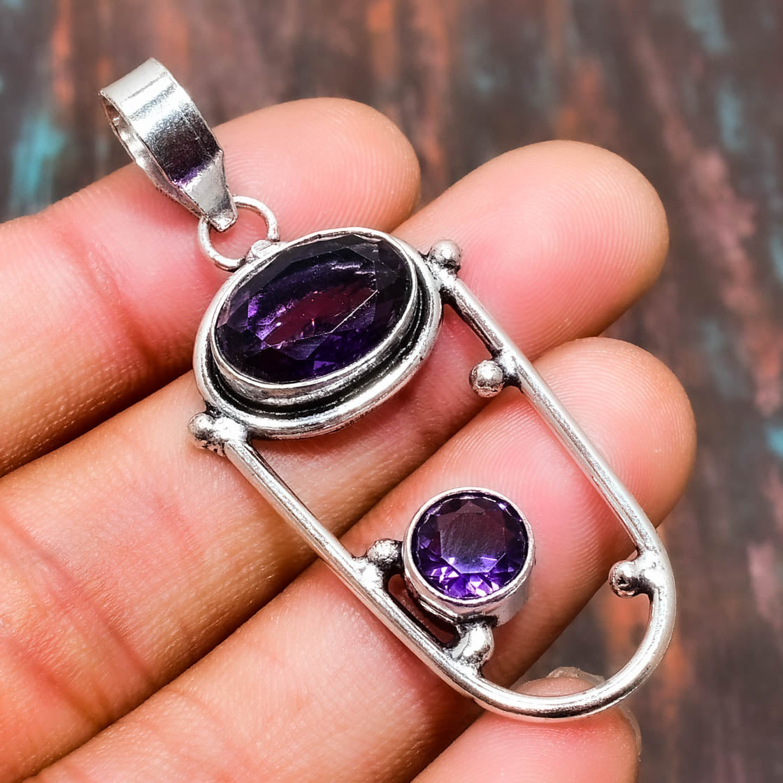 Amethyst Harmony – Silver Serenity Pendant