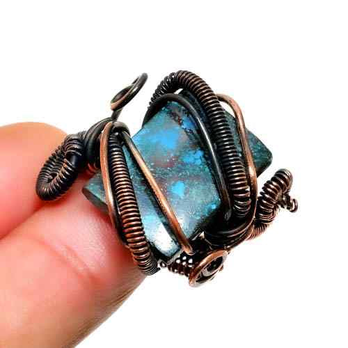 Tranquil Tides – Turquoise Copper Pendant