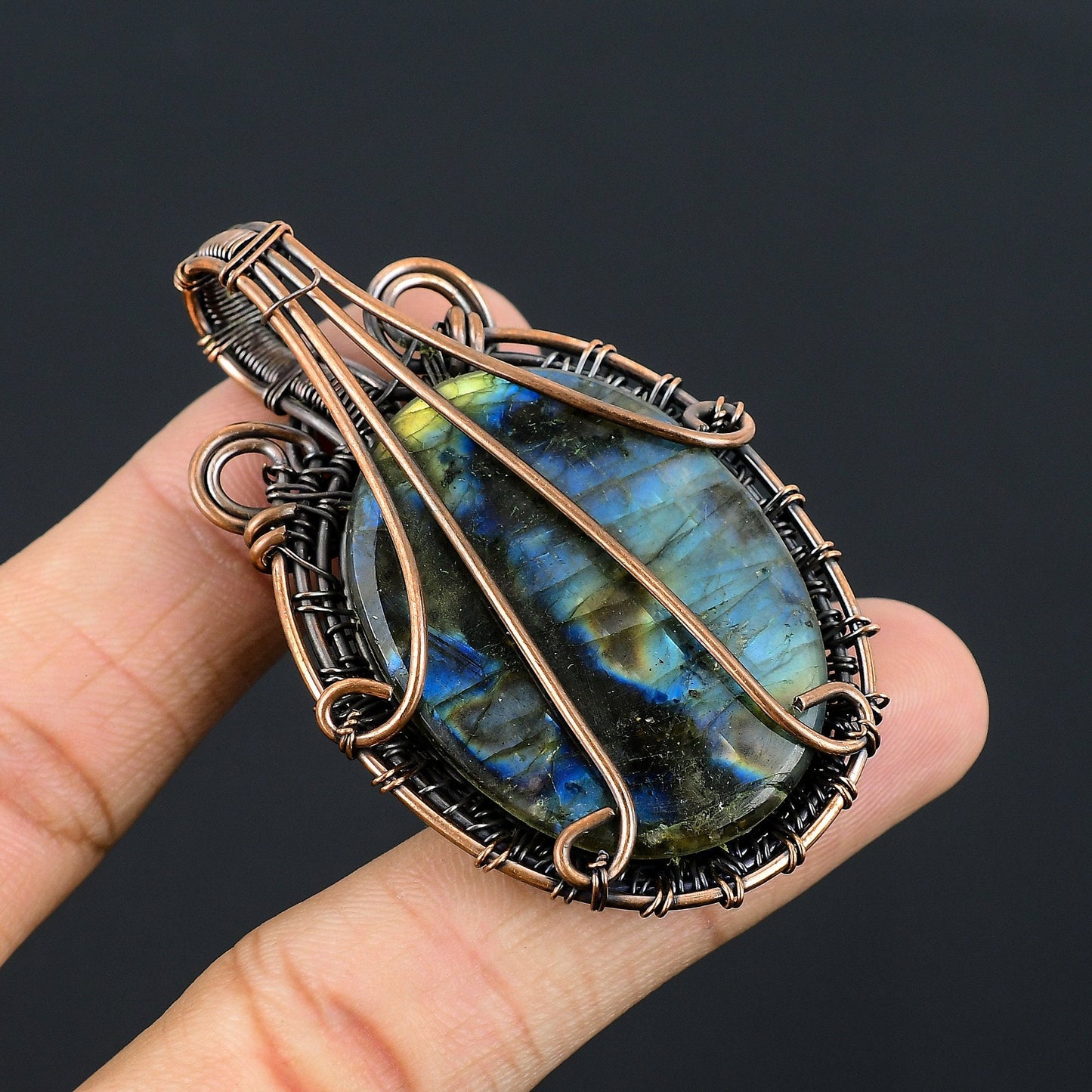 Blue Flash Labradorite Gemstone Pendant