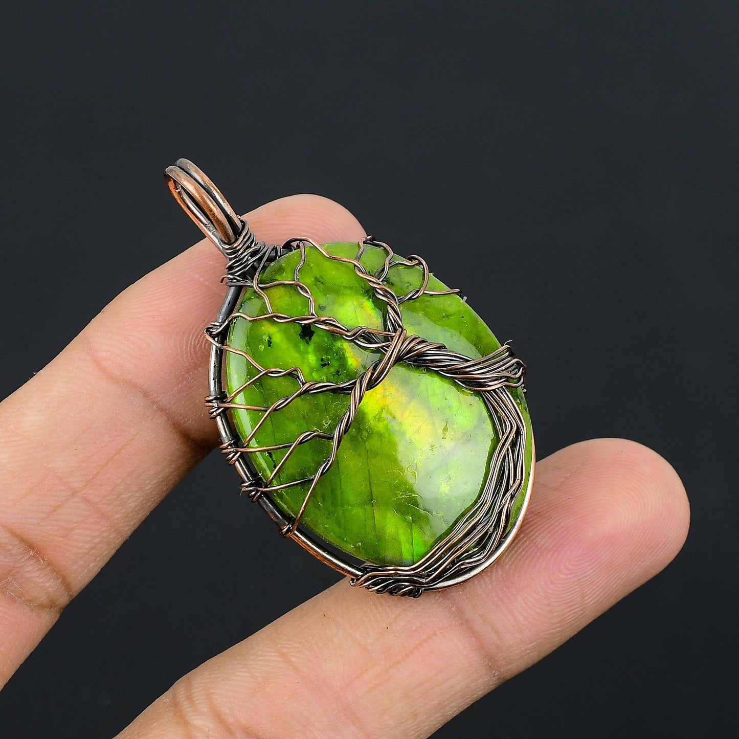 Green Labradorite Gemstone Pendant