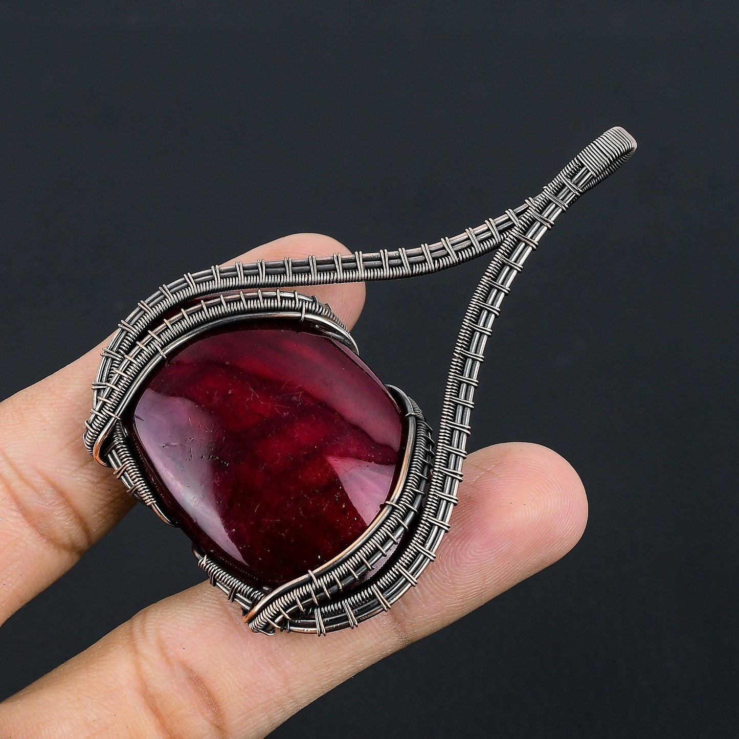 Red Flash Labradorite Gemstone Pendant