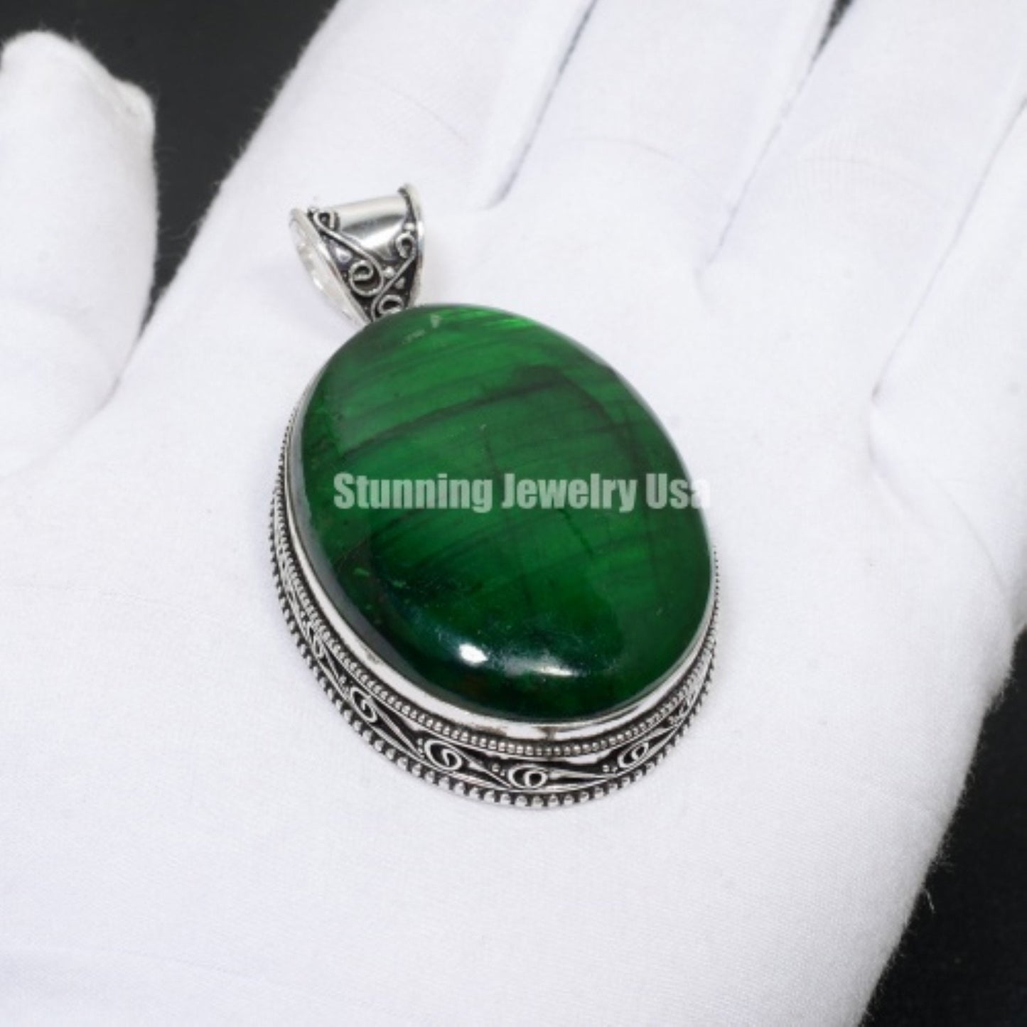 Green Flash Labradorite Gemstone Pendant