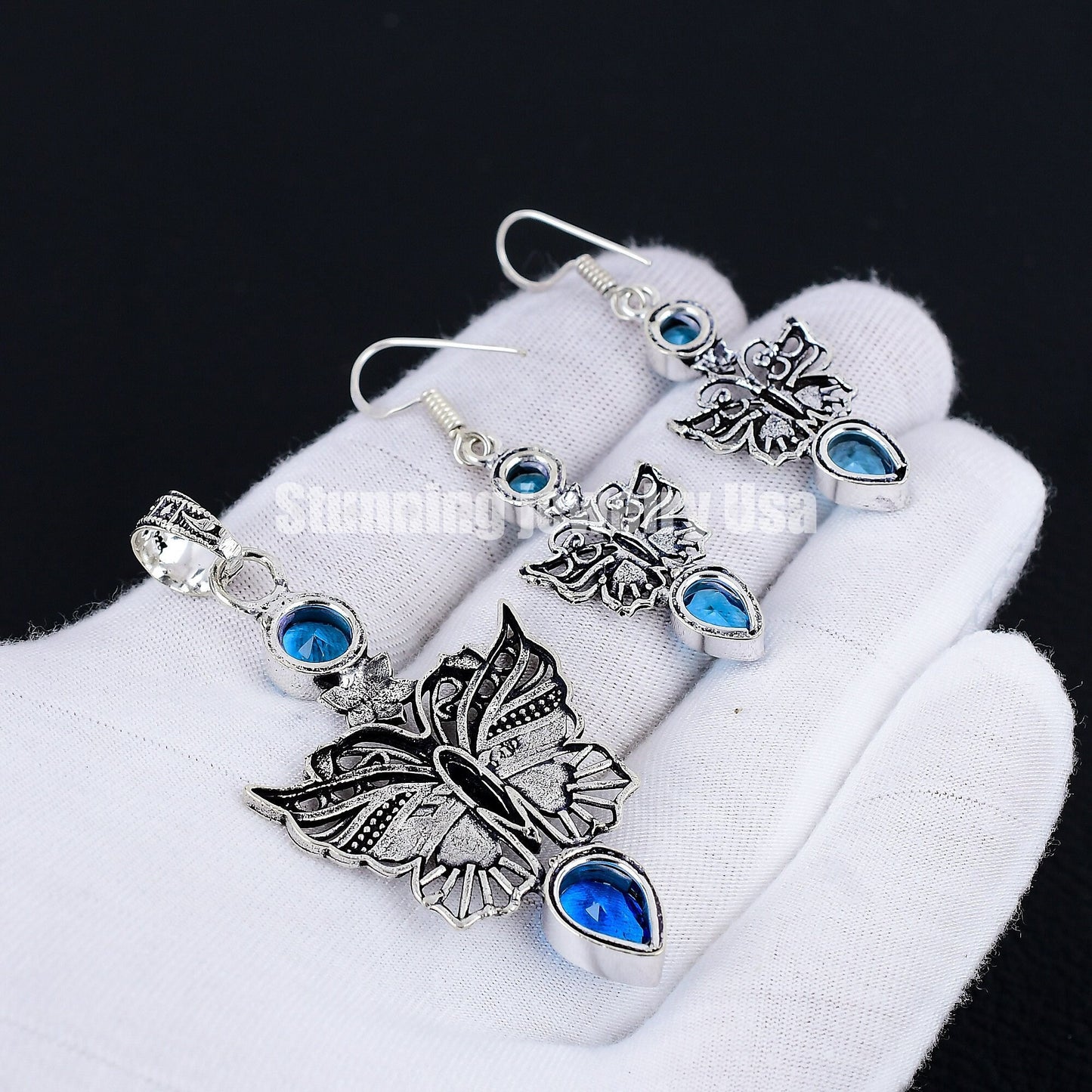 Swiss Blue Topaz Gemstone Earring & Pendant Set