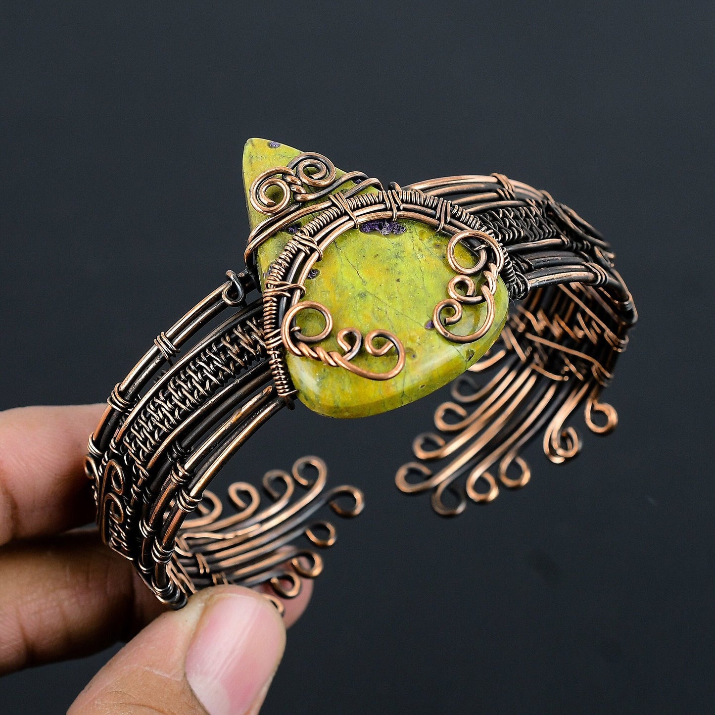 Green Atlantisite Gemstone Bracelet
