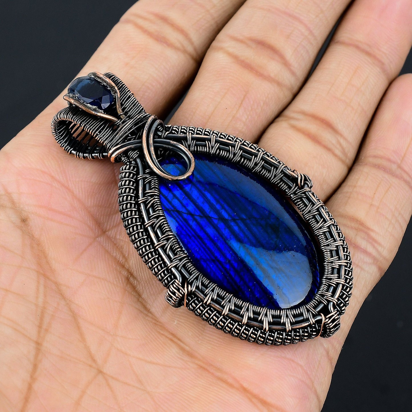Blue Flash Labradorite Gemstone Pendant