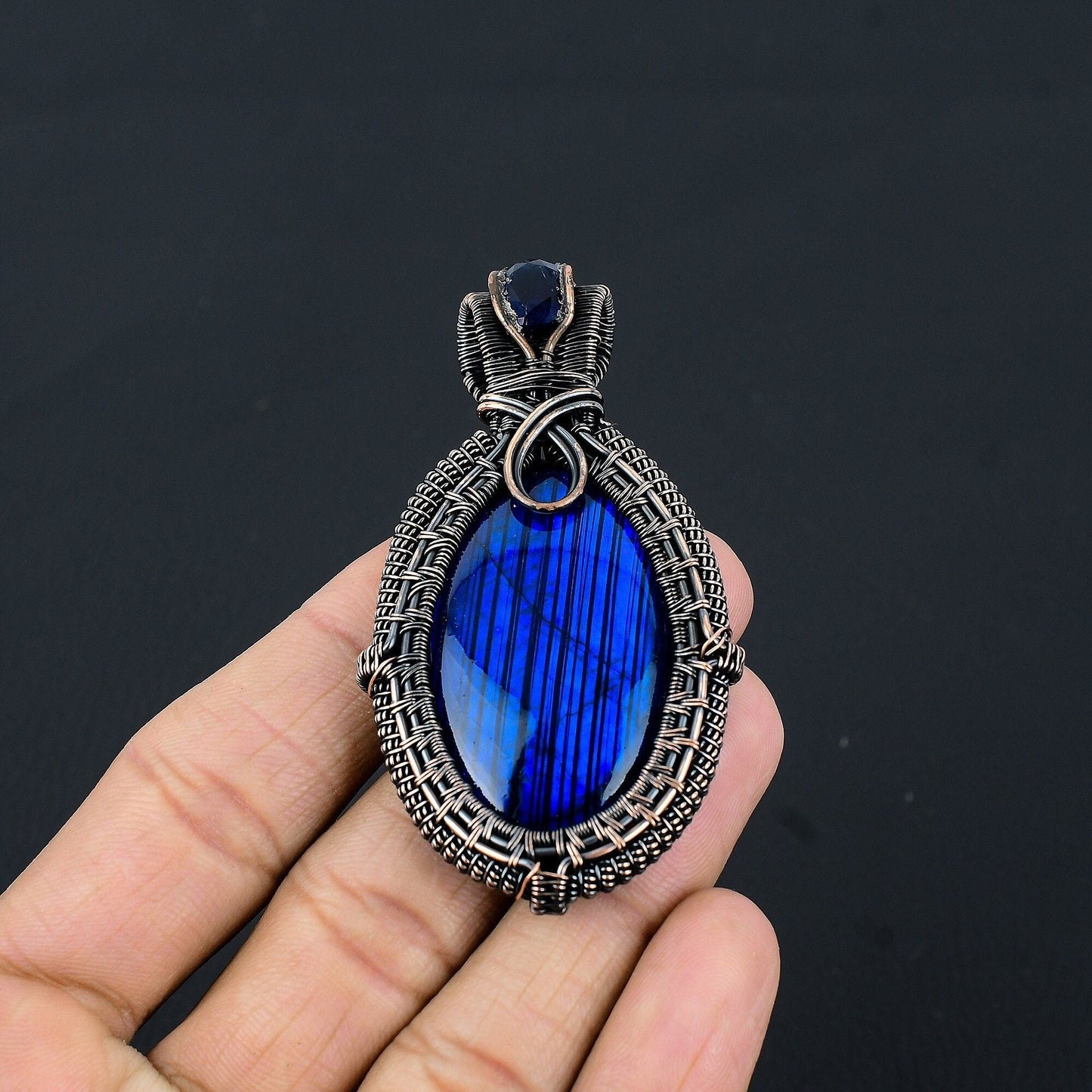 Blue Flash Labradorite Gemstone Pendant