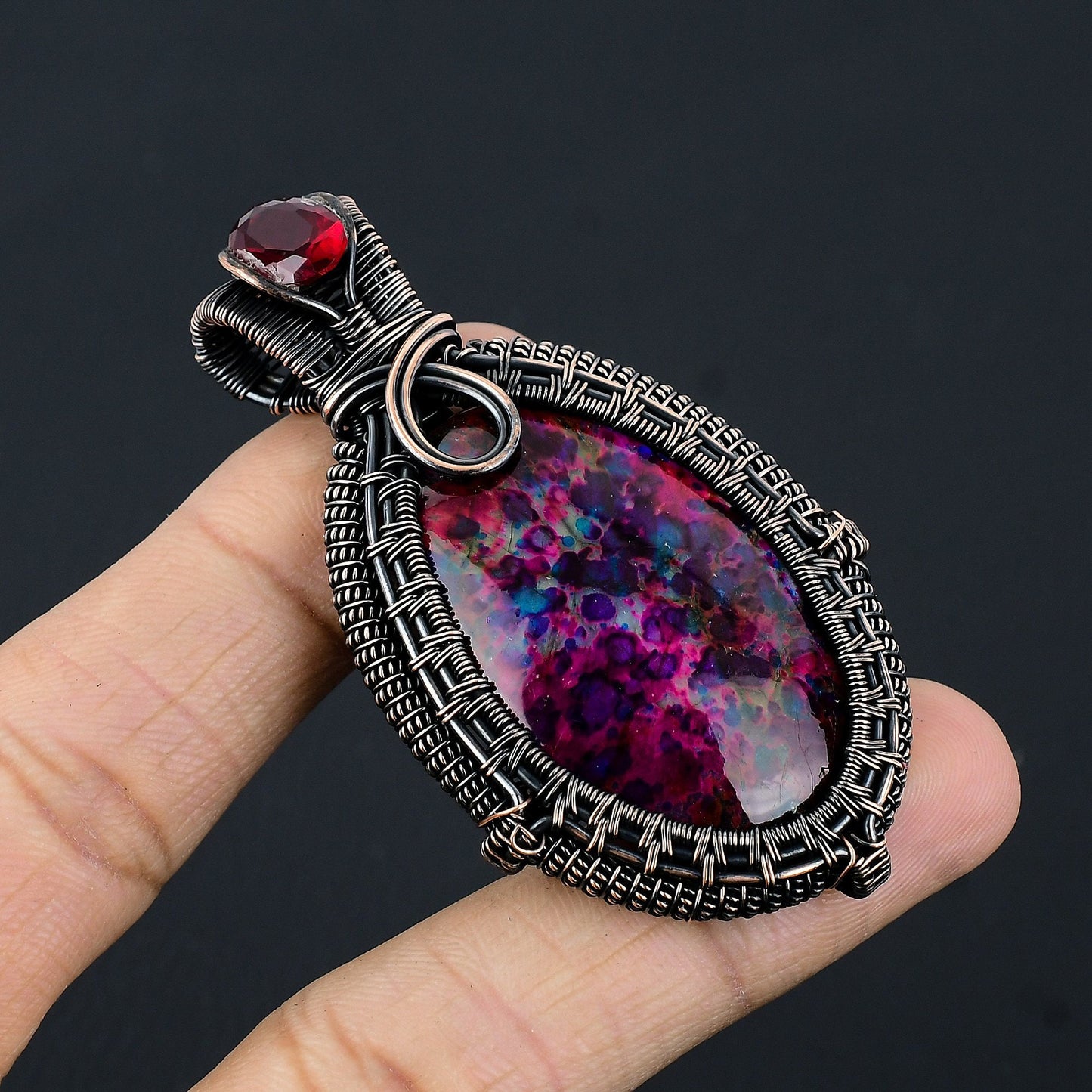 Multi-Color Labradorite Gemstone Pendant