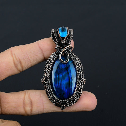 Blue Labradorite Gemstone Pendant