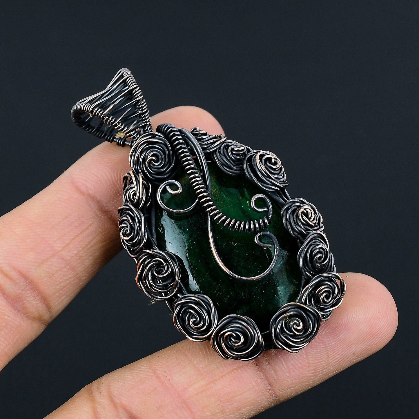 Green Flash Labradorite Gemstone Pendant