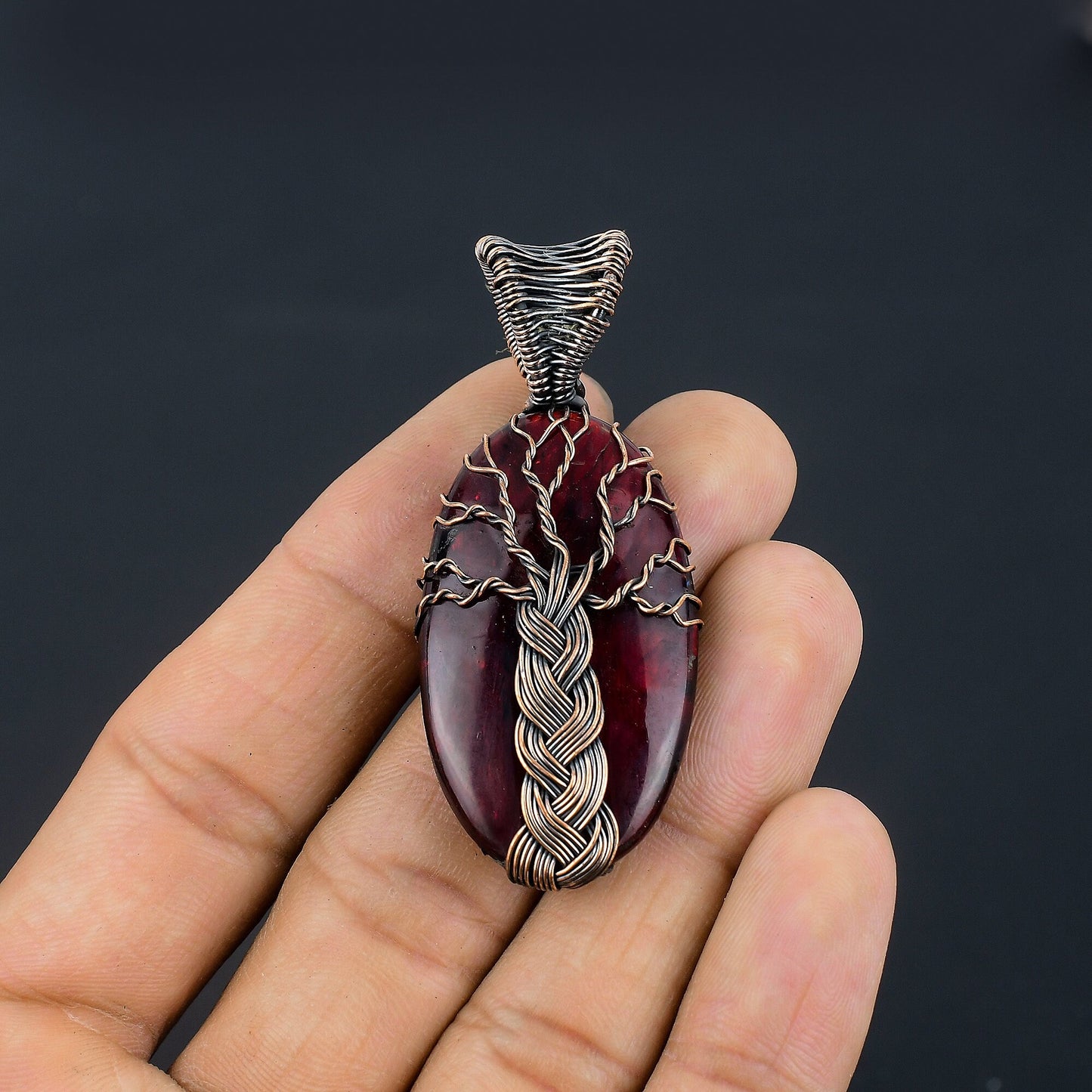 Red Flash Labradorite Gemstone Pendant