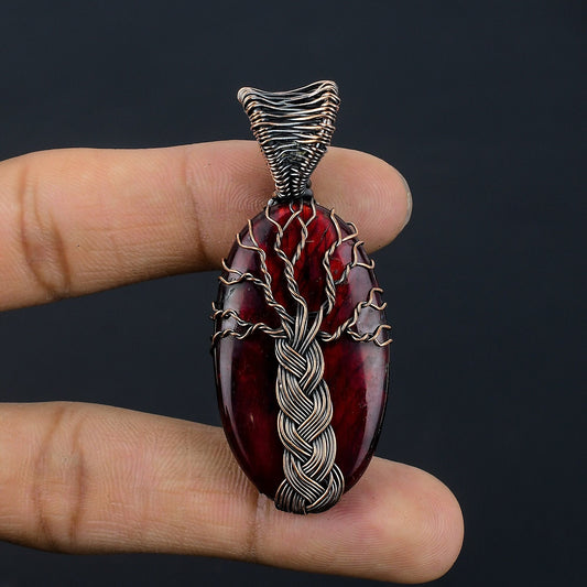 Red Flash Labradorite Gemstone Pendant