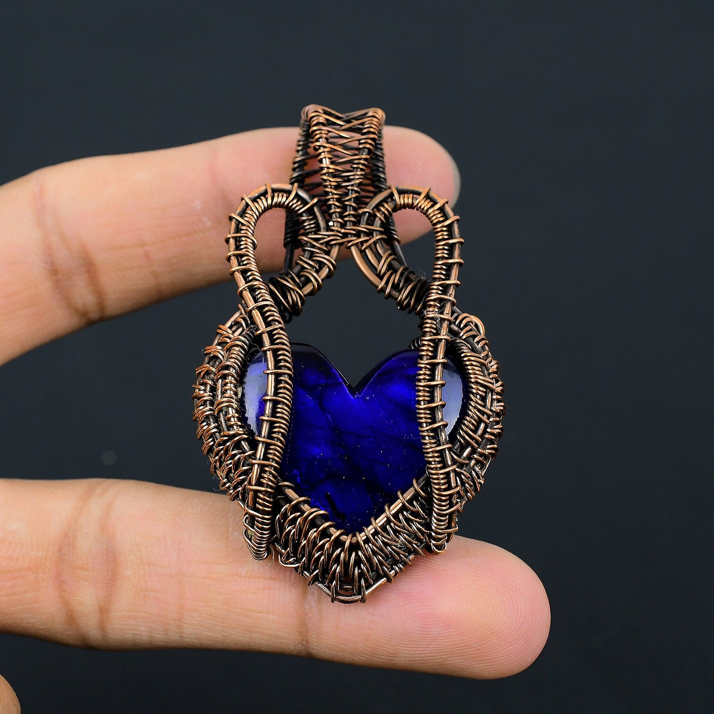 Blue Flash Labradorite Gemstone Pendant