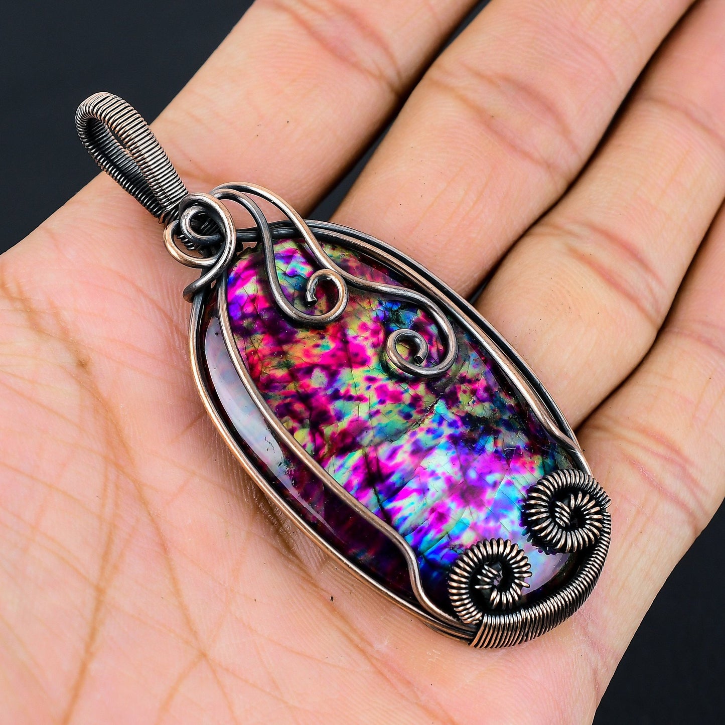 Blue Green Labradorite Gemstone Pendant