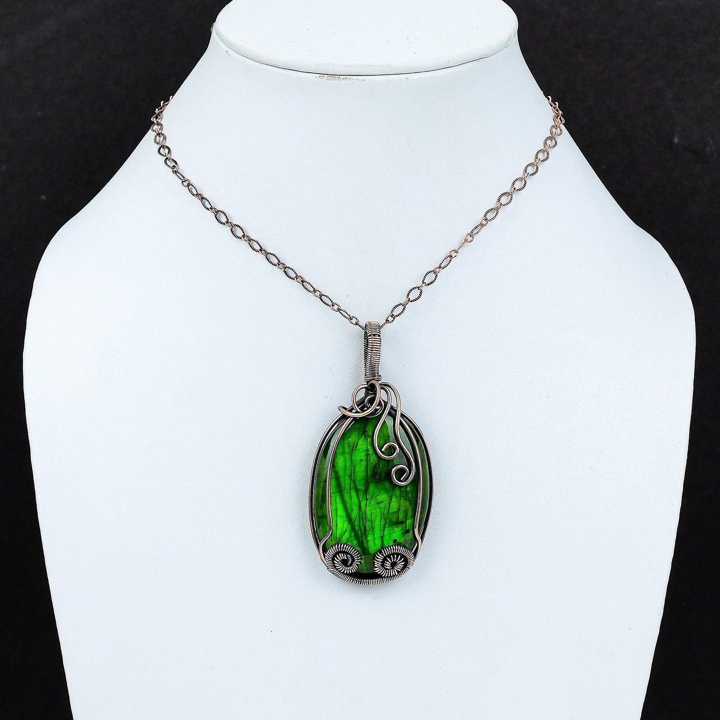 Green Labradorite Gemstone Pendant