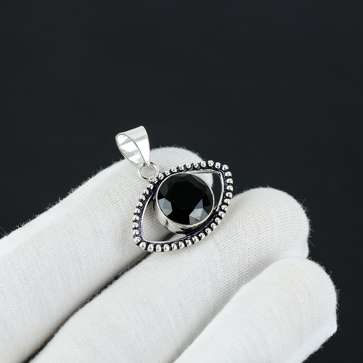 Black Spinel Eye Pendant