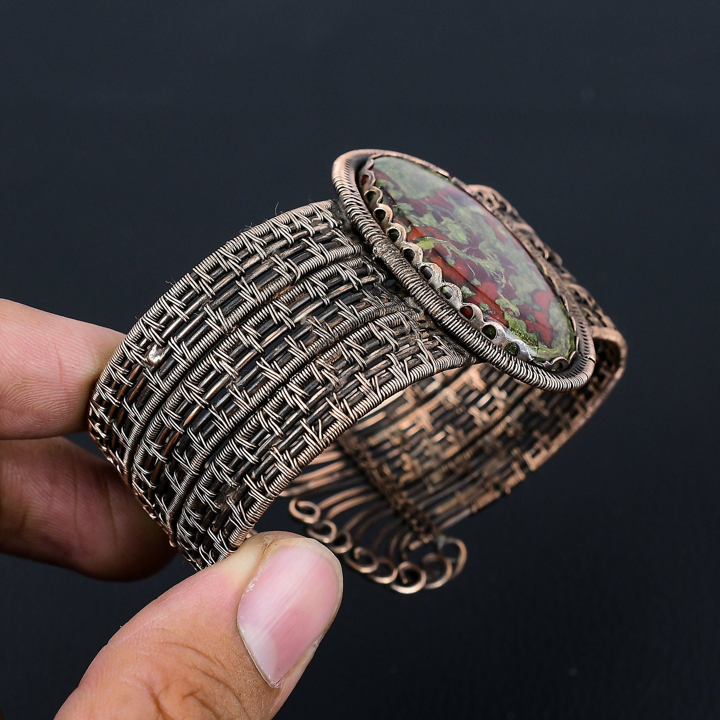Green-Red Dragon Bloodstone Gemstone Bangle