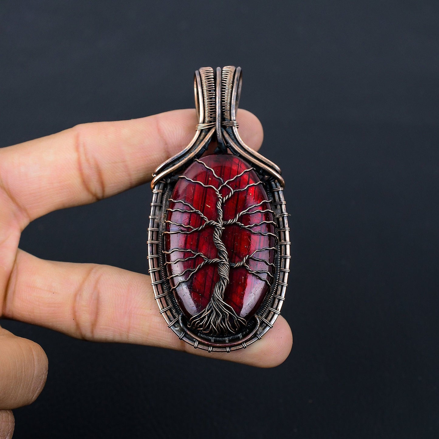 Red Flash Labradorite Gemstone Pendant