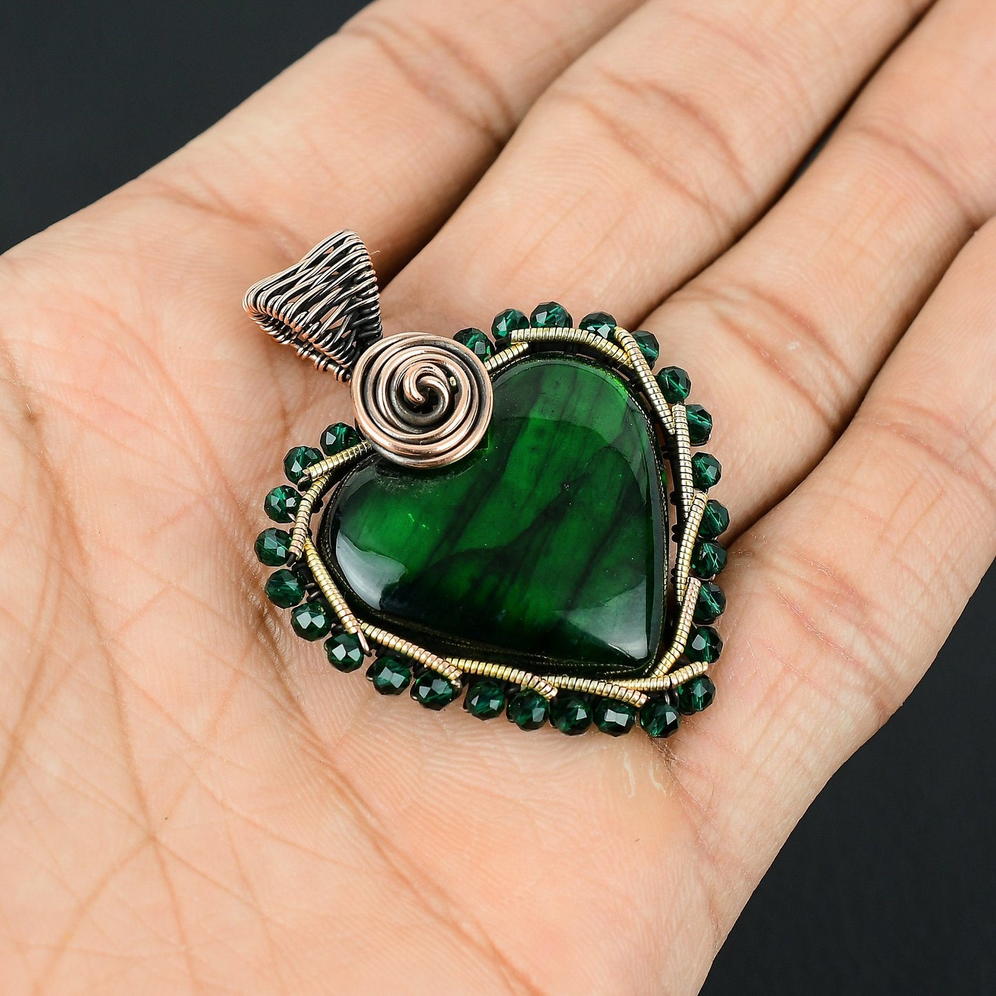 Green Flash Labradorite Gemstone Pendant